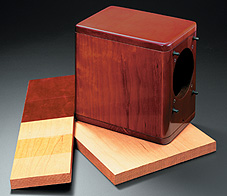 Massive Echtholz-Gehuse